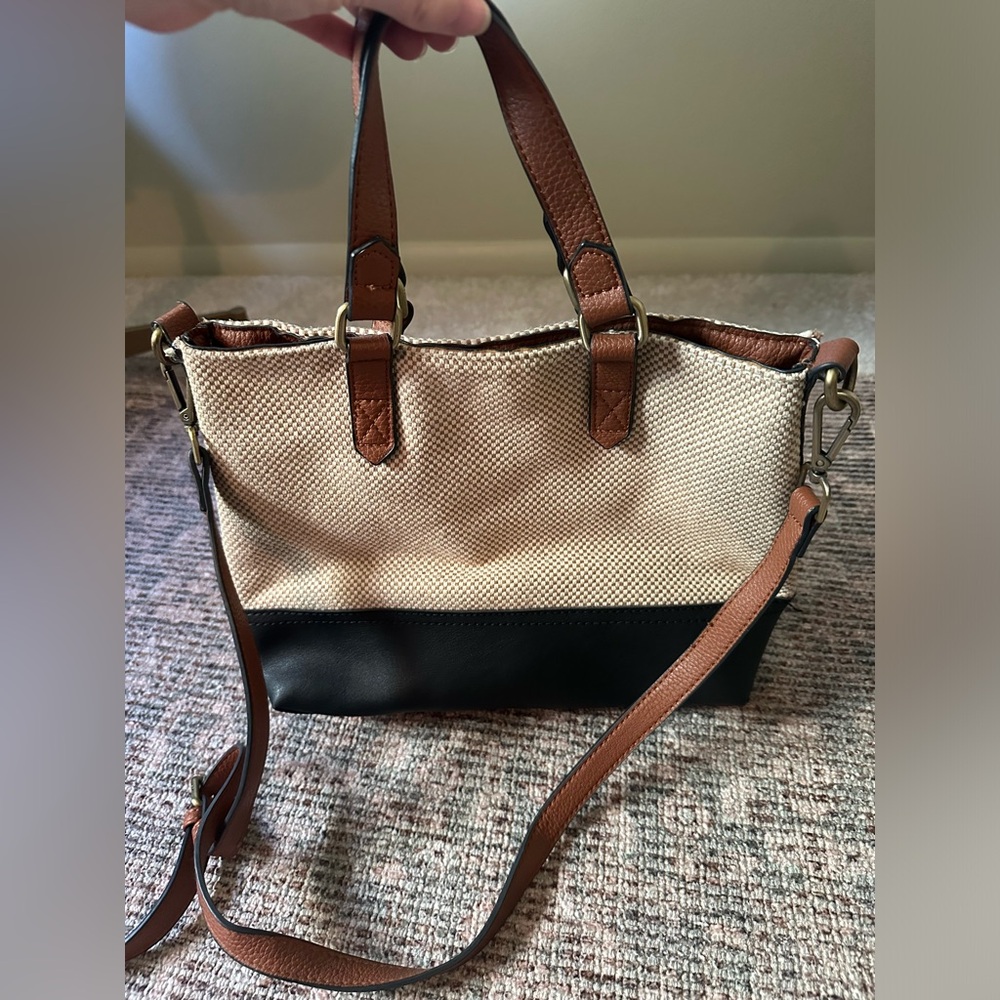 Altar’d State Crossbody (natural colors)